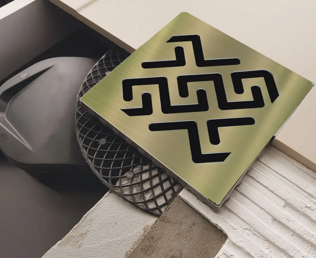 Товар: Трап BERGES водосток PLATZ Antik 150х150, бронза, S-сифон D50 H60 боковой 094161 - фото 5 Трап BERGES водосток PLATZ Antik 150х150, бронза, S-сифон D50 H60 боковой 094161 — фото 5, Трапы для душа