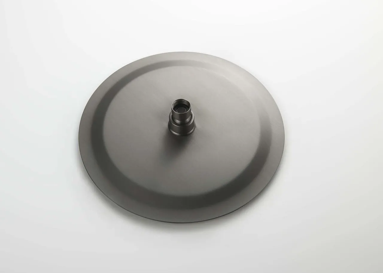 Товар: AQ2073BGM круглый верхний душ 250*2 мм, оружейная сталь - фото 6 AQ2073BGM круглый верхний душ 250*2 мм, оружейная сталь — фото 6, Верхние души