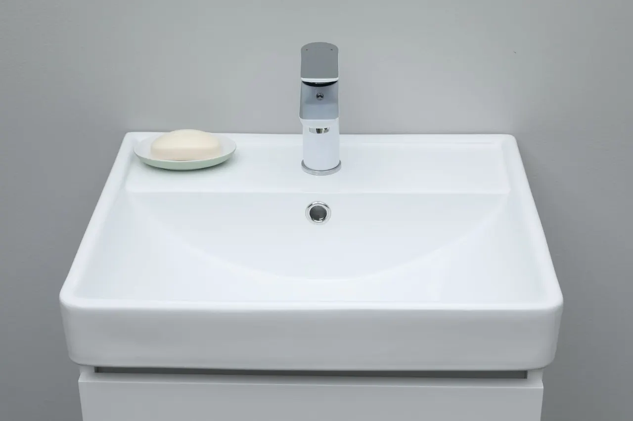 Товар: Раковина Aquanet Ирис 50 белая 00301802 - фото 12 Раковина Aquanet Ирис 50 белая 00301802 — фото 12, Раковины