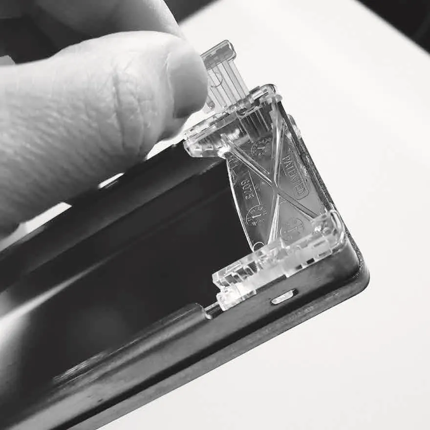 Товар: Желоб BERGES водосток напольный С1 Norma 700 нержавеющая сталь, матовый черный, S-сифон D50 боковой 095138 - фото 7 Желоб BERGES водосток напольный С1 Norma 700 нержавеющая сталь, матовый черный, S-сифон D50 боковой 095138 — фото 7, Душевые лотки