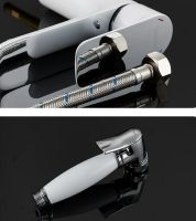 Смеситель для раковины Gappo G48 G1048-1 с гигиеническим душем Белый Хром — фото 7, Смесители