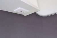 Зеркальный шкаф Creto Attento 60 18-840140A с подсветкой Белый — фото 6, Зеркальные шкафы в ванную