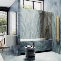 Шторка на ванну Maybah Glass MGV-135-3у 440x1400 в узком профиле Золото стекло бронзовое — фото 3, Неподвижные шторки для ванной