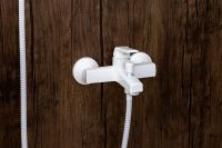 Товар: Смеситель для ванны Orange OneLife P02-100w Белый - фото 2 Смеситель для ванны Orange OneLife P02-100w Белый — фото 2, Смесители