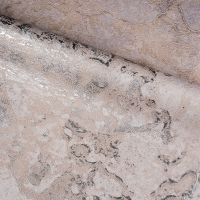 Обои Wiganford by Solo Crystal stone AK20627 Винил на флизелине (1,06*10,05) Бежевый/Серебряный, Под камень/Штукатурка — фото 2, Обои для стен