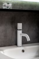 Товар: Смеситель для раковины Boheme Stick 121-W-MR-WHITE Белый - фото 4 Смеситель для раковины Boheme Stick 121-W-MR-WHITE Белый — фото 4, Смесители