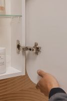 Зеркальный шкаф Silver Mirrors Фиджи Flip 70 LED-00002977 с подсветкой Белый с бесконтактным сенсором — фото 9, Зеркальные шкафы в ванную