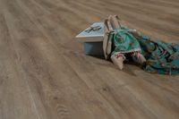 Товар: Виниловый ламинат Vinilam Ceramo XXL Glue 2.5mm 8870 -EIR Дуб Женева клеевой 233х1528х2,5 мм - фото 2 Виниловый ламинат Vinilam Ceramo XXL Glue 2.5mm 8870 -EIR Дуб Женева клеевой 233х1528х2,5 мм — фото 2, Виниловый ламинат