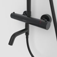 Товар: Душевая система Berges Kalisto 3R 075022 с термостатом Черная матовая - фото 6 Душевая система Berges Kalisto 3R 075022 с термостатом Черная матовая — фото 6, Душевые стойки