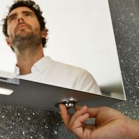 Зеркальный шкаф Keuco Royal 15 80 с подсветкой Хром арт-14403171301 — фото 3, Зеркальные шкафы в ванную