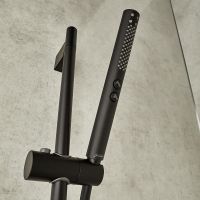 Товар: Ручной душ Jacob Delafon Shift+ E21335-BL Черный матовый - фото 2 Ручной душ Jacob Delafon Shift+ E21335-BL Черный матовый — фото 2, Лейки для душа