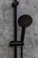 Душевая система Orange Lutz M04-932b Черная — фото 7, Душевые стойки