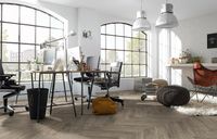 Товар: Ламинат Kronotex Herringbone 10 мм D 4627 Дуб Брэдфорд 665х133х10 мм - фото 2 Ламинат Kronotex Herringbone 10 мм D 4627 Дуб Брэдфорд 665х133х10 мм — фото 2, Ламинат