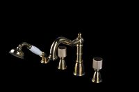 Товар: Смеситель на борт ванны Boheme Royal Cristal 395-Royal/CRST black Золото - фото 2 Смеситель на борт ванны Boheme Royal Cristal 395-Royal/CRST black Золото — фото 2, Смесители