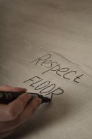 Товар: Виниловый ламинат Respect Floor SPC 4204 Дуб Серый 1220х184х5 мм - фото 3 Виниловый ламинат Respect Floor SPC 4204 Дуб Серый 1220х184х5 мм — фото 3, Виниловый ламинат