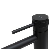 Товар: Смеситель для раковины Allen Brau Priority 5.31A02-31 Черный матовый - фото 6 Смеситель для раковины Allen Brau Priority 5.31A02-31 Черный матовый — фото 6, Смесители