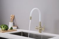 Смеситель для кухни Paulmark Salix Sa213419-BRw Бронза Белый — фото 3, Смесители для кухни