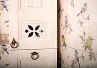 Шкаф пенал Бриклаер Кантри 35 4627125413650 с бельевой корзиной Бежевый дуб прованс — фото 9, Мебель для ванной