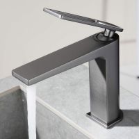 Товар: Смеситель для раковины Black&White Universe UK9901MG 9901MG Gun Metal - фото 3 Смеситель для раковины Black&White Universe UK9901MG 9901MG Gun Metal — фото 3, Смесители