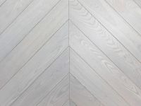 Инженерная доска Wood Bee Chevron Ясень Moonlight 510x92x12 мм — фото 1, Инженерная доска