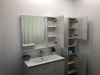 Товар: Зеркало со шкафом Comforty Верона 90 00004136714 Дуб белый - фото 6 Зеркало со шкафом Comforty Верона 90 00004136714 Дуб белый — фото 6, Зеркальные шкафы в ванную