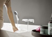 Смеситель для ванны Hansgrohe Vivenis 75420700 Белый матовый — фото 2, Смесители