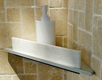 Товар: Угловая полка Keuco Edition 400 11557 170100 со скребком Хром - фото 2 Угловая полка Keuco Edition 400 11557 170100 со скребком Хром — фото 2, Полки для ванной и душа