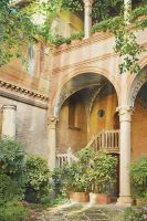 Фреска Ortograf Городской пейзаж 3965 Фактура бархат FX Флизелин (1,8*2,7) Бежевый/Зеленый, Город/Листья — фото 2, Фрески