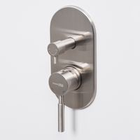 Wern 4241 Смеситель для ванны и душа — фото 3, Смеситель для ванны