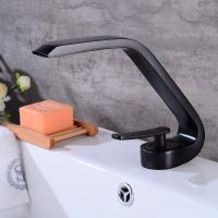 Смеситель для раковины Boch Mann Hoe B BM9633 Черный матовый — фото 9, Смесители для раковины