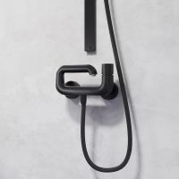 Товар: Смеситель для ванны Iddis Twist TWIBLBTi02WA Черный матовый - фото 9 Смеситель для ванны Iddis Twist TWIBLBTi02WA Черный матовый — фото 9, Для душа и ванны