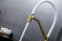 Смеситель для кухни Raglo R81.62.03 Золото матовое Белый — фото 11, Смесители для кухни