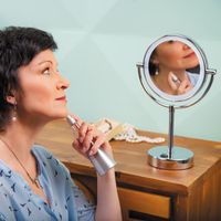 K-1005 Зеркало с LED-подсветкой двухстороннее, стандартное и с 3-х кратным увеличением — фото 4, Зеркала в ванную комнату