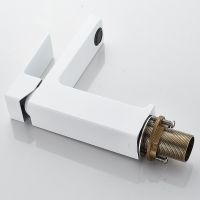 Товар: Смеситель для раковины Rose R18C R1801C-1 Белый матовый - фото 7 Смеситель для раковины Rose R18C R1801C-1 Белый матовый — фото 7, Смесители для раковины