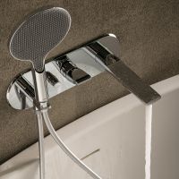 Смеситель для ванны Bossini Apice Z00557.073 Черный матовый — фото 7, Смеситель для ванны