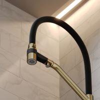 Смеситель для кухни Sancos Orta SC4008BG Золото брашированное Черный — фото 5, Смесители для кухни