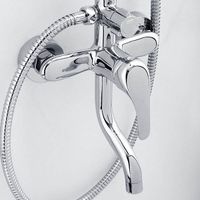 Товар: Душевая система Veragio Triumph VR.TRM-9915.CR Хром - фото 2 Душевая система Veragio Triumph VR.TRM-9915.CR Хром — фото 2, Душевые стойки