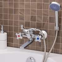 Товар: Смеситель для ванны Ростовская Мануфактура Сантехники SL115-142E универсальный Хром - фото 4 Смеситель для ванны Ростовская Мануфактура Сантехники SL115-142E универсальный Хром — фото 4, Для душа и ванны