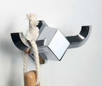 Товар: Аксесс Aller K-1123 Крючок двойной (блистер), хром, WasserKRAFT - фото 2 Аксесс Aller K-1123 Крючок двойной (блистер), хром, WasserKRAFT — фото 2, Комплектующие для туалета