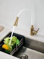 Смеситель для кухни с гибким изливом и режимом душ BELZ , брашированное золото арт-B74810-5 — фото 12, Смесители для кухни