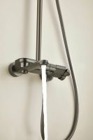 Душевая система с тропическим душем и смесителем BELZ, клавишный переключатель, оружейная сталь, арт-B25713-3 — фото 12, Душевые стойки