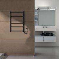 Товар: Полотенцесушитель электрический AZARIO MILAN 400/600 6 секций, диммер справа, черный арт-AZ90846B - фото 4 Полотенцесушитель электрический AZARIO MILAN 400/600 6 секций, диммер справа, черный арт-AZ90846B — фото 4, Электрические полотенцесушители