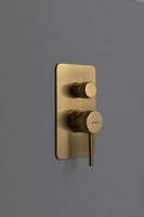 Товар: Смеситель для ванны Allen Brau Priority 5.31011-GB (с внутренней частью, 2 выхода) золото - фото 6 Смеситель для ванны Allen Brau Priority 5.31011-GB (с внутренней частью, 2 выхода) золото — фото 6, Смеситель для ванны