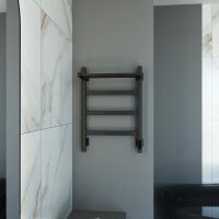 Товар: Полотенцесушитель электрический Grota Lore 430х600 черный Lore 430х600 RAL9005 EL - фото 3 Полотенцесушитель электрический Grota Lore 430х600 черный Lore 430х600 RAL9005 EL — фото 3, Электрические полотенцесушители