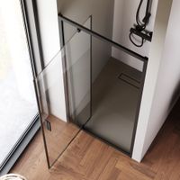 W90G-80-1P-BT Gem дверь душевая распашн 80x195,черный, стекло прозрачн — фото 1, Душевые двери в нишу