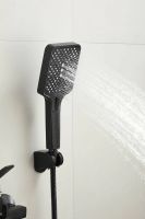 Смеситель для ванны однорычажный с длинным изливом и душем BELZ, черный арт-B22715-7 — фото 5, Смеситель для ванны