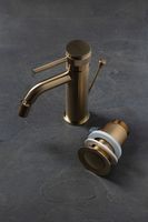 Смеситель для биде Allen Brau Priority 5.31A04-GB (с донным клапаном) золото — фото 2, Смесители для биде