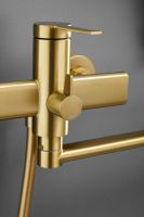 Смеситель для ванны однорычажный с длинным изливом и душем BELZ, брашированное золото, арт-B22813-5 — фото 7, Смеситель для ванны