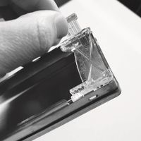 Желоб BERGES водосток напольный B1 Keramik 800 нержавеющая сталь, решетка бронза, S-сифон D50 боковой арт-094119 — фото 6, Душевые лотки