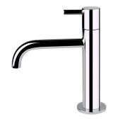 Кран для питьевой воды, Gessi, Pillar Taps, тип открывания воды-однорычажный, тип регулирования воды-керамический картридж, монтаж-на раковину/столешницу, отверстия для монтажа-1, высота, мм-152, вынос излива, мм-114, тип излива-неподвижный, донный клапан-отсутствует, тип подводки-гибкая, стандарт подвода воды-3/8", цвет-хром арт-20511.031 — фото 1, Краны